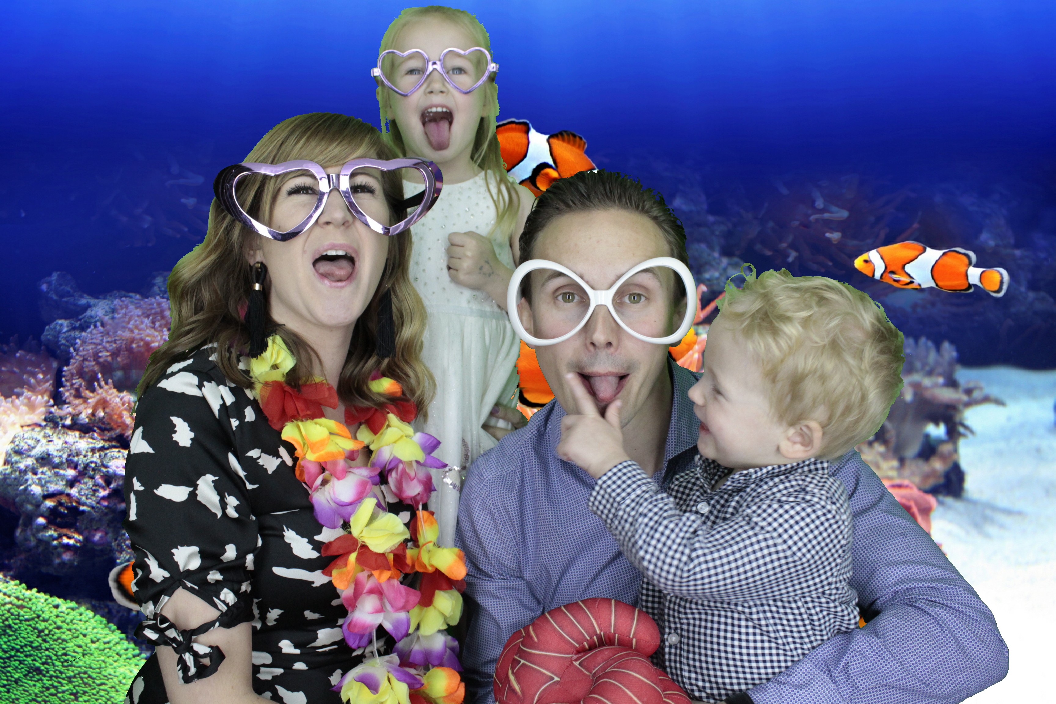 Steve's 65th & Susan 60th Birthday | View more photos from the event at gallery.myphotoboothexperience.co.uk/u/MyPhotoBoothExperienceLtd/Steves-65th-Susan-60th-Birthday